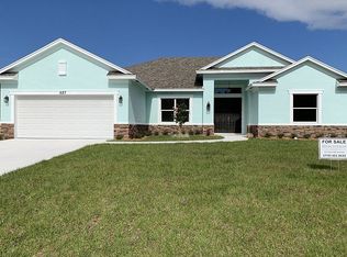 527 SW Columbus Dr, Port Saint Lucie, FL 34953
