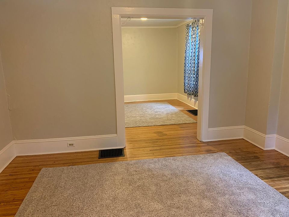 Living room, with a view into dining room