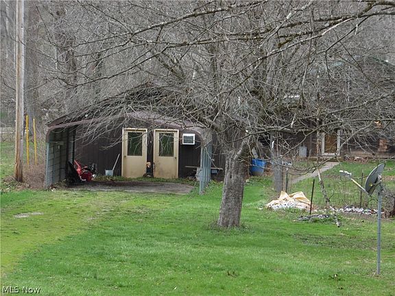 5th image of 954 Luke Chute Rd