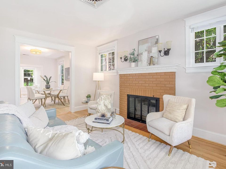 1st image of 3514 34th St NW