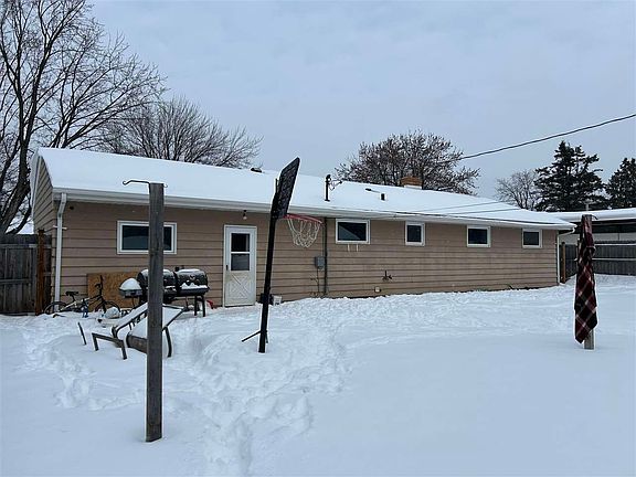 2nd image of 336 Highland Dr