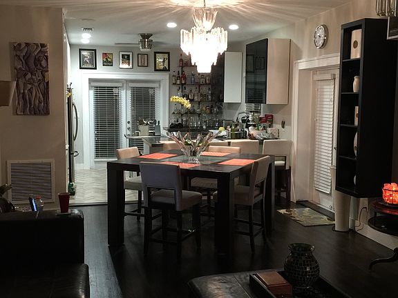 4th image of 2519 Elizabeth Ave