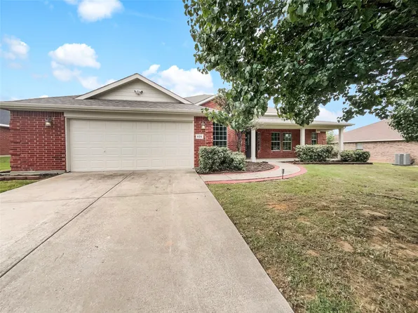 825 Sherry Ln S, Aubrey, TX 76227