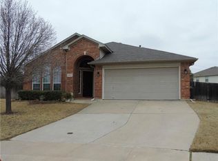 4861 Jodi Dr, Fort Worth, TX 76244