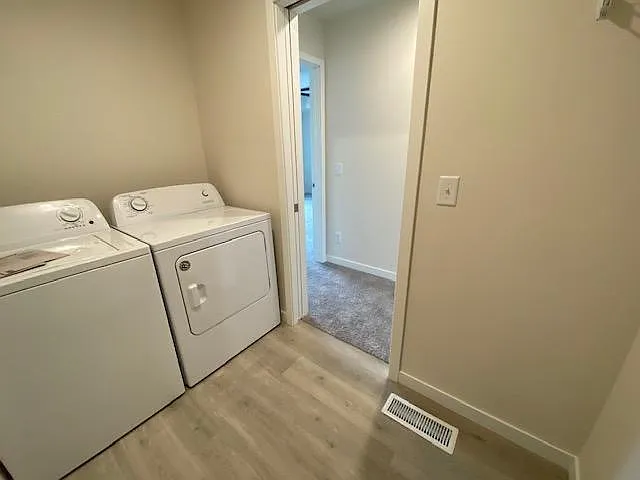 1185 Exchange St — Photo 15