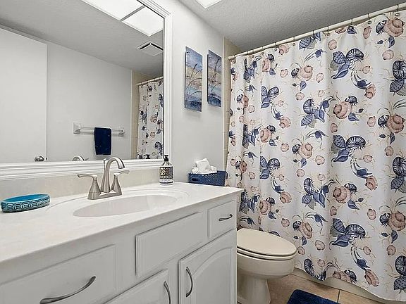 5th image of 8141 Aquila St