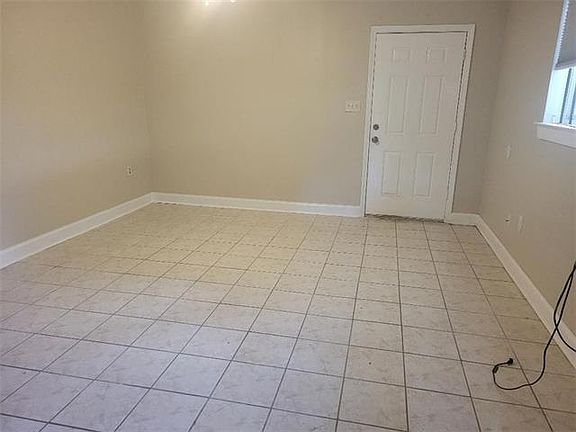 2nd image of 8640 Gervais St