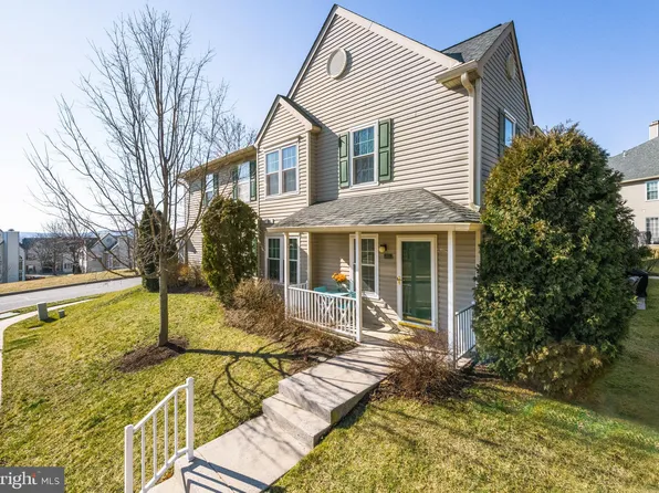343 Bluestone Ct, Collegeville, PA 19426