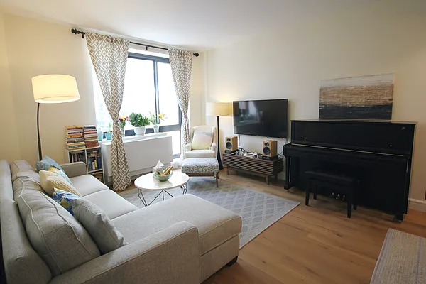 Rented by The Crest Group | media 6