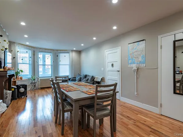 2916 Heath Avenue image 6 of 35