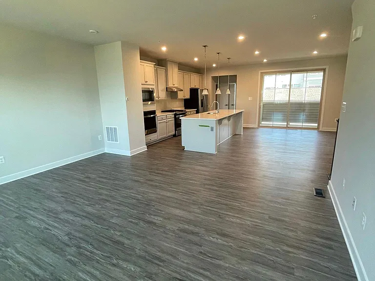 8666 Shady Pines Dr — Photo 64