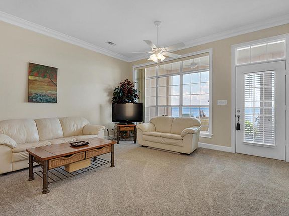 3rd image of 420 Harbor Blvd #103