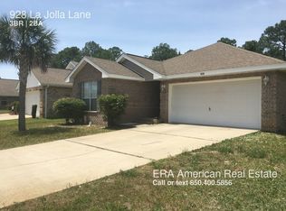 928 Lajolla Ln, Mary Esther, FL 32569
