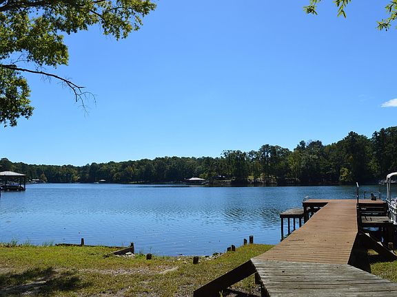 2nd image of 2147 Rolling Hills Rd