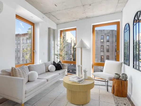 540 Graham Avenue image 1 of 15