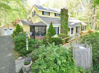 6 Old Canton Rd, Canton, CT 06019