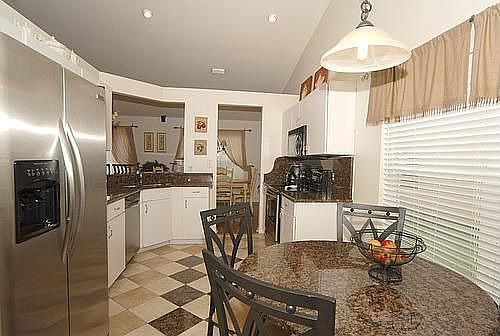 4th image of 4622 Gulfwinds Dr
