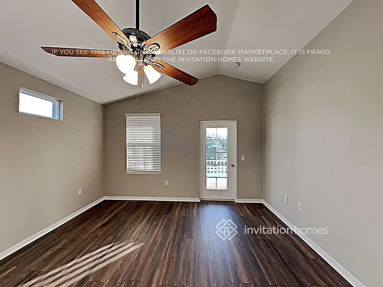 3864 Shimmering Oaks Dr — Photo 9