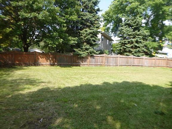 5th image of 1957 Warbler Ln