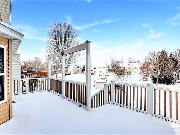 3rd image of 704 Williams Dr