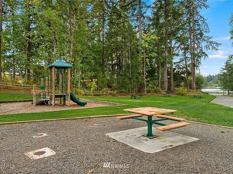 7810 21st Ave SE — Photo 24