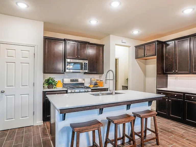 6319 E Riesling Dr — Photo 6