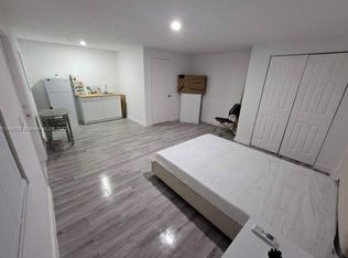 4201 SW 32nd Dr #A, Hollywood, FL 33023