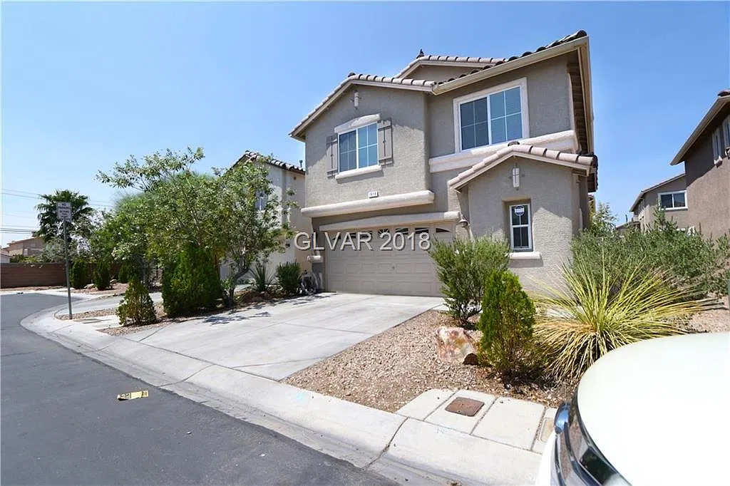 1619 Meno Peak St — Photo 2