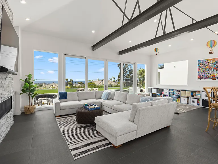 3325 Caminito Daniella — Photo 17