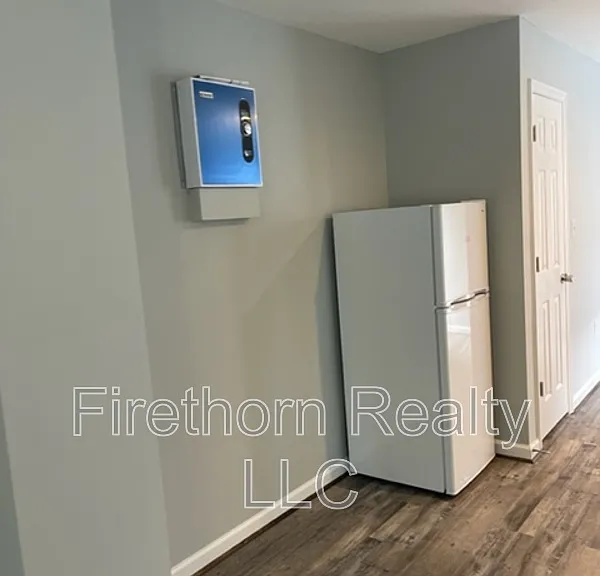 2554 Mount Auburn St #B — Photo 4