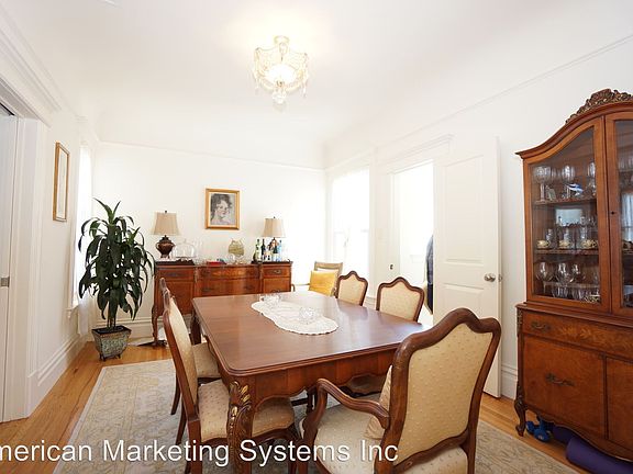 3rd image of 1721 Lyon St