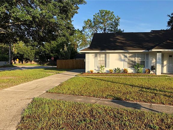 4th image of 3302 Fox Lake Dr