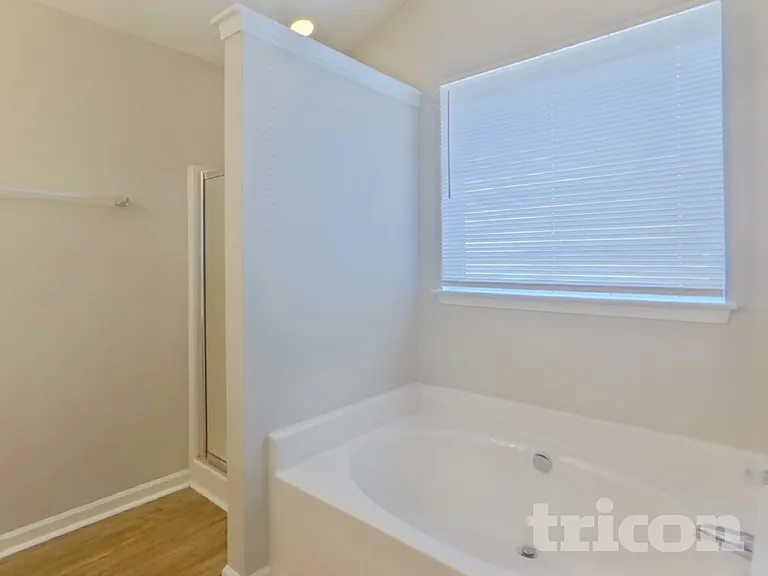 2721 Forest Grove Ct — Photo 12