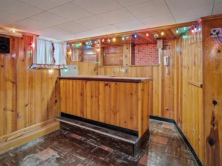 3835 Burgen Ave — Photo 15
