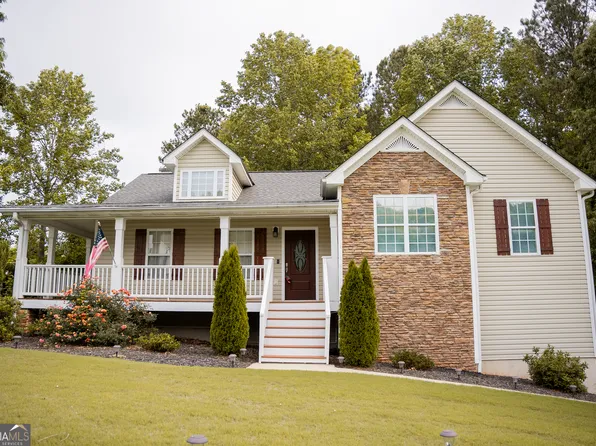 169 Barrington Dr, Hiram, GA 30141