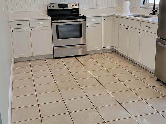 3rd image of 27183 Roper Rd