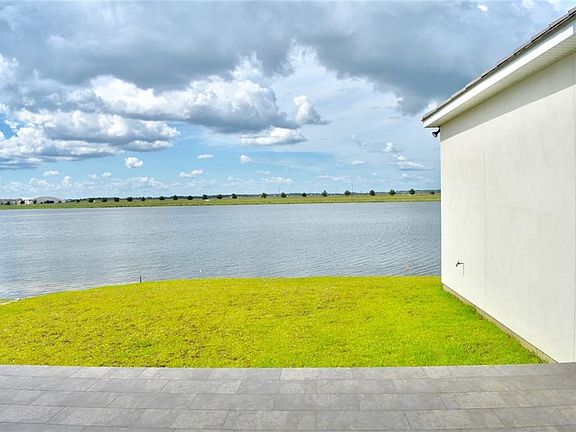 3rd image of 4084 Marina Villa East St