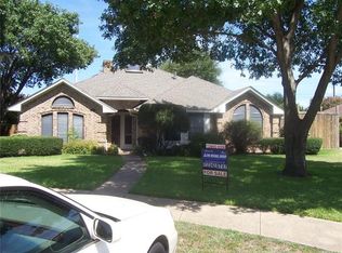 2212 Fulton Dr, Garland, TX 75044