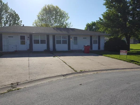 1104 N Aztec Ct, Independence, MO 64056