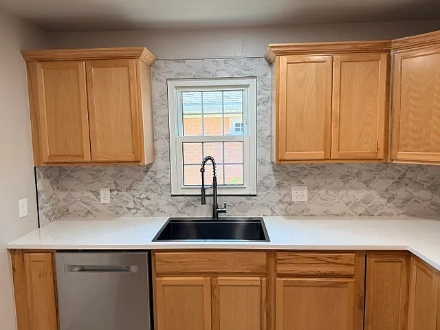 1708 Sheffield Rd — Photo 4