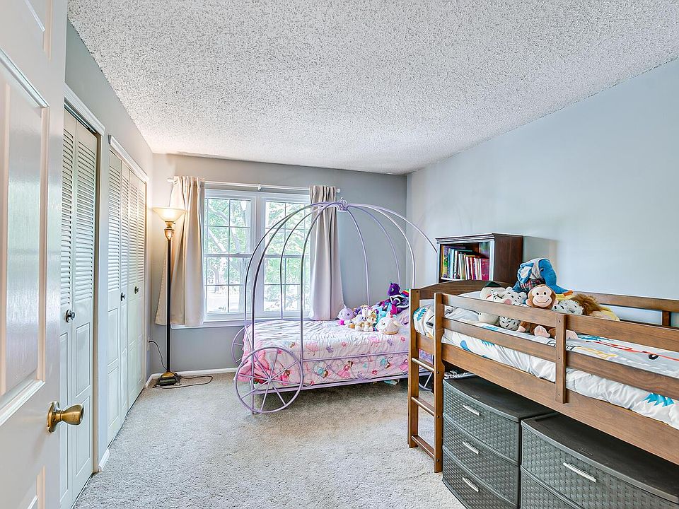 2nd Bedroom