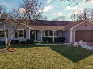 1052 Cardinal Ct, Batavia, IL 60510