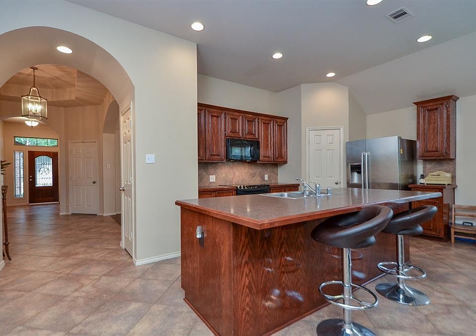 1st image of 2827 Everhart Terrace Dr
