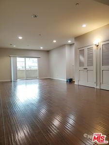 1029 S Hobart Blvd APT 302, Los Angeles, CA, 90006