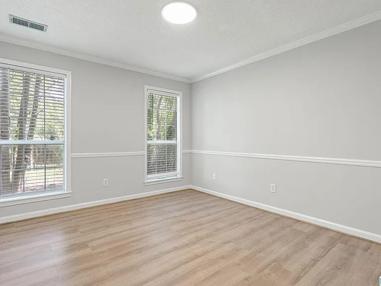 205 Brookhollow Dr — Photo 15