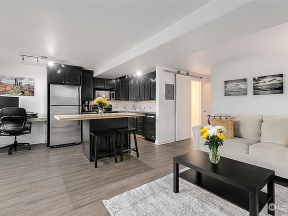 2nd image of 1601 Taylor Avenue N #304