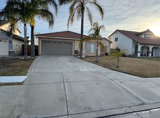 2623 W Fairview Dr, Rialto, CA 92377