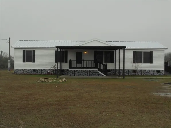 348 Cactus View Dr, Springtown, TX 76082
