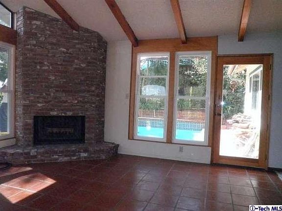 5th image of 8810 Mulberry Dr
