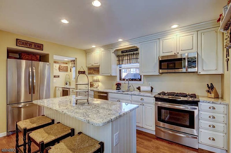 1st image of 26 Bloomingdale Dr, 3D #3D